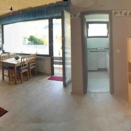 아파트 Gaestehaus Bleser *